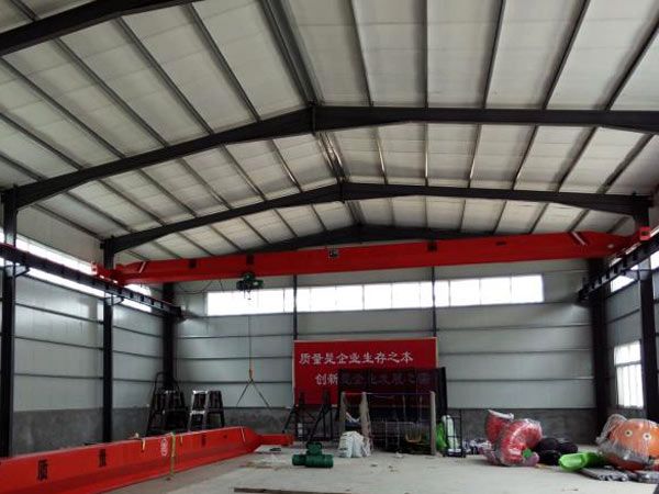 LD型電動單梁橋式起重機(jī)